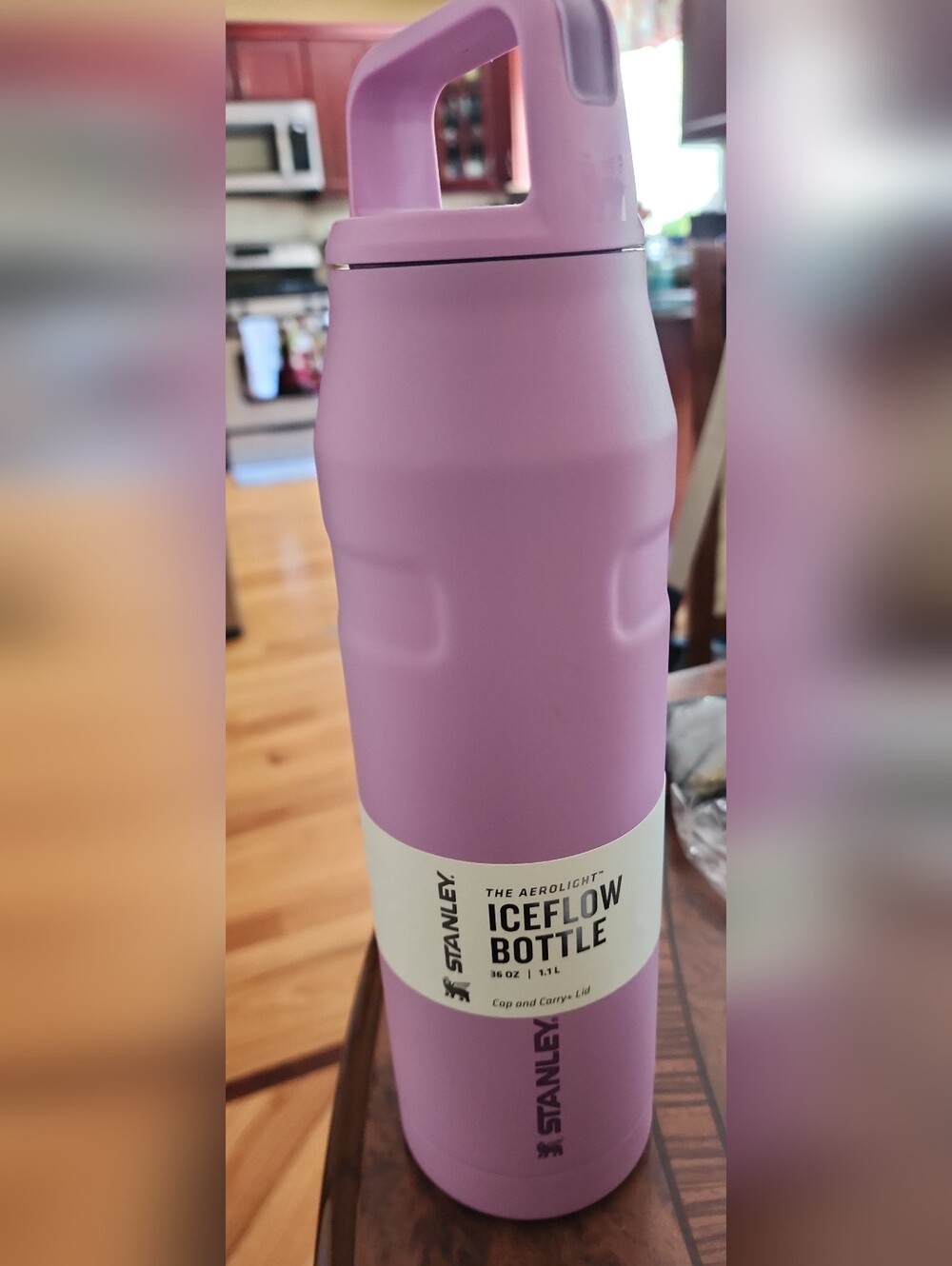 ✨️💕Stanley IceFlow Aerolight Bottle 36oz Lavender Purple Carry Handle NWT - Picture 2 of 3